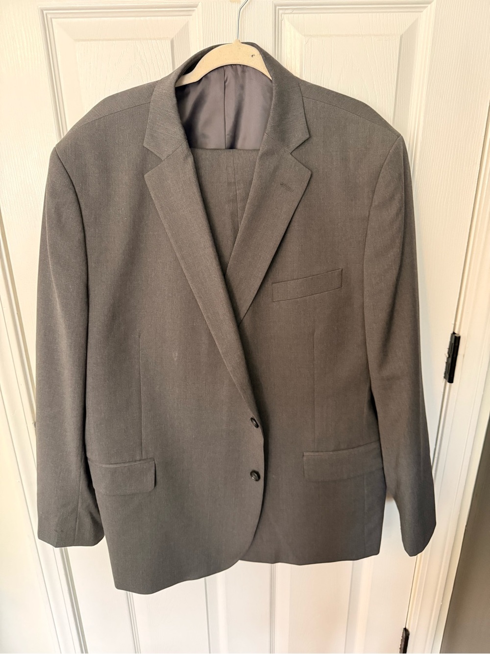 Stafford Men's Charcoal Gray Two-Button Suit Jacket